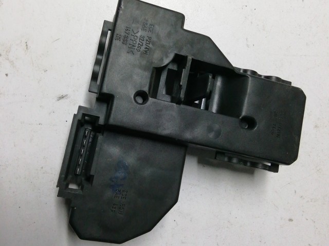 195768 Mercedes Benz CLK C208 1997-2002  jobb hátsó külső lámpa, izzó foglalat