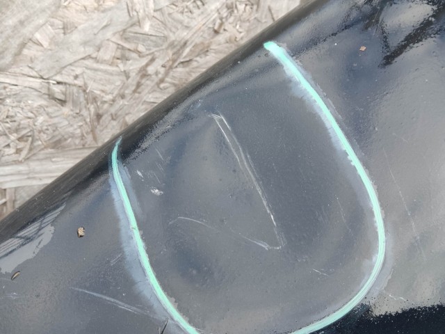 196678 Alfa Romeo 159 2005-2011 motorháztető, a képen látható sérüléssel