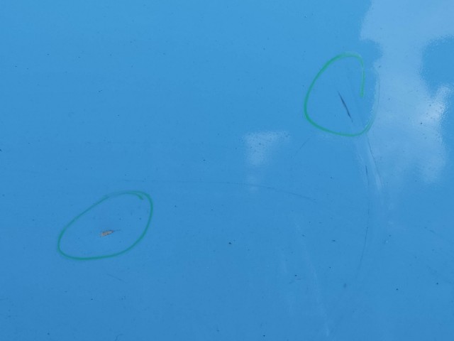 196681 Fiat Panda II. 2003-2012 motorháztető, a képen látható sérüléssel