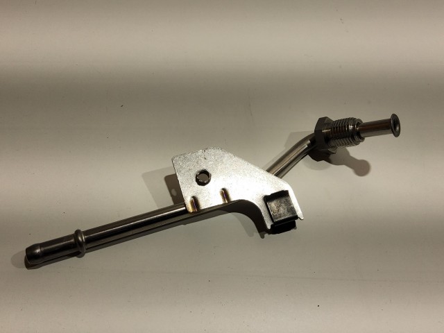 Peugeot, Citroen gyári új Egr cső 1714P1