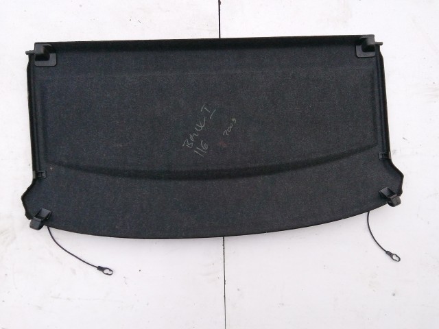 193448 BMW 1 E82 2004-2013 Kalaptartó, a képen látható sérüléssel