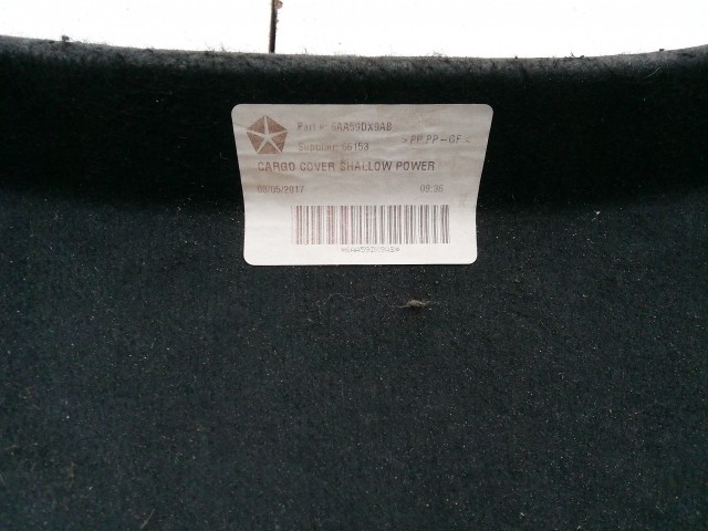 193447 Jeep Compass 2017- Kalaptartó, a képen látható sérülésekkel!!!