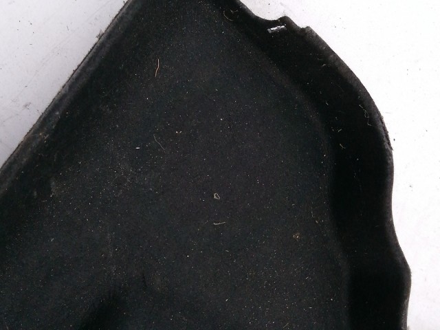 193447 Jeep Compass 2017- Kalaptartó, a képen látható sérülésekkel!!!