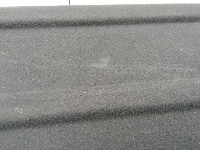 193447 Jeep Compass 2017- Kalaptartó, a képen látható sérülésekkel!!!