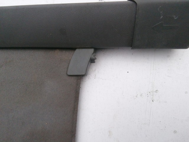 193437 Peugeot 206 1998-2012 kombi Kalaptartó, beakasztó fülek letörbe!!!!!