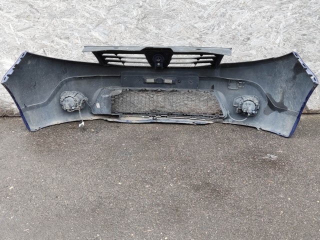 196785 Dacia Sandero 2008-20112 első lökhárító, a képen látható sérüléssel