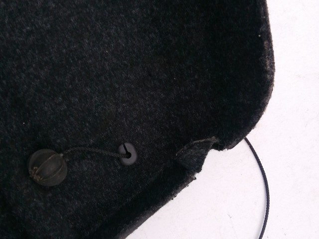 193477 Lancia Delta 2008-2014 Kalaptartó a képen látható sérüléssel!!!