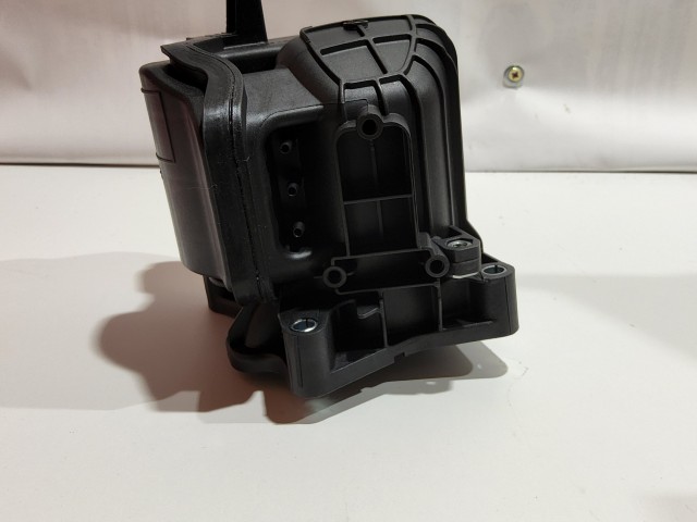 Alfa Romeo, Fiat, Lancia utángyártott új Egr hűtő fedél