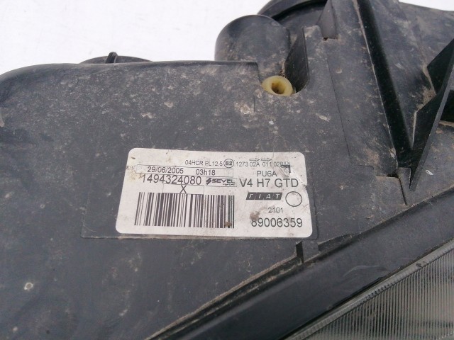 193493 Fiat Ulysse 2001-2010 bal első, fényszóró, a képen látható sérüléssel!!