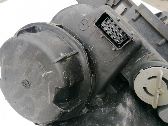 193493 Fiat Ulysse 2001-2010 bal első, fényszóró, a képen látható sérüléssel!!