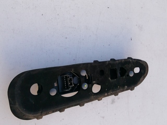 193589 Lancia Musa 2004-2007 jobb hátsó lámpa, izzó foglalat 46829508