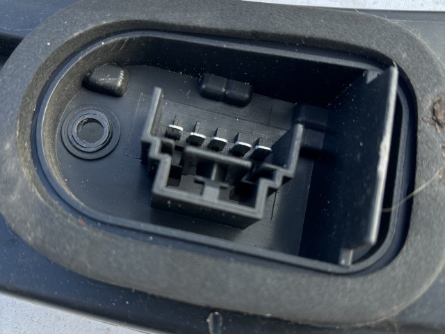 193586  Fiat Punto II.-III. 5 ajtós bal hátsó Izzó foglalat 46817804