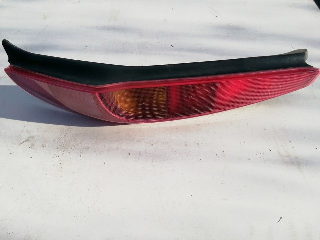 193831 Fiat Punto II.-II. 5 ajtós jobb hátsó fekete szélű lámpa, izzófoglalat nélkül!!!