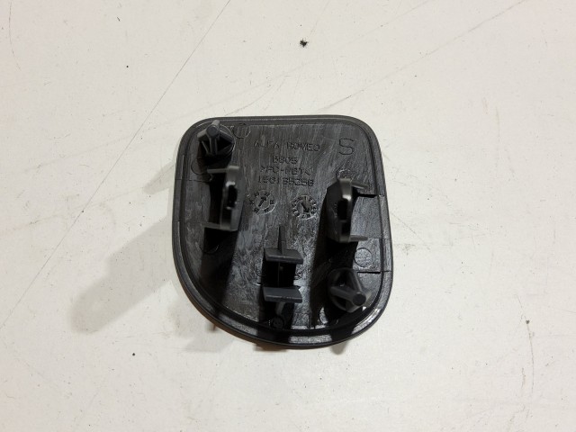 Alfa Romeo Stelvio gyári új bal oldali fényszóró mosó fedél 156135883