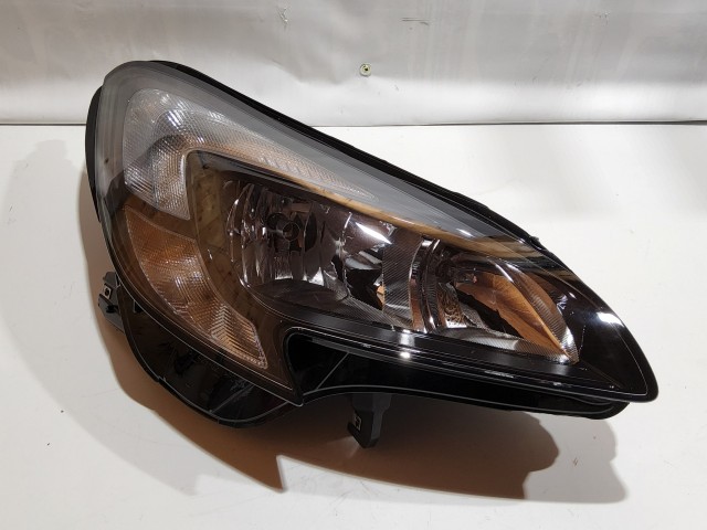 Opel Corsa E 2014-2019 gyári beszállítós (Hella) jobb első nappali menetfényes, fekete belsős fényszóró, a képen látható sérüléssel