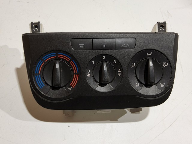 Fiat Grande Punto manuál klímás fűtés kapcsoló 735447962