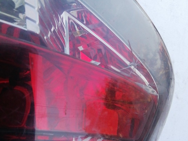 193822 Fiat Stilo 2001-2007 3 ajtós, jobb hátsó lámpa, izzófoglalat nélkül, a képen látható sérüléssel!!!