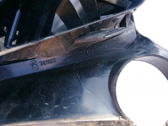 193822 Fiat Stilo 2001-2007 3 ajtós, jobb hátsó lámpa, izzófoglalat nélkül, a képen látható sérüléssel!!!