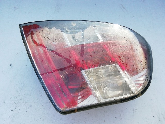 193821 Fiat Stilo 2001-2007 3 ajtós, jobb hátsó lámpa, izzófoglalat nélkül, a képen látható sérüléssel!!!