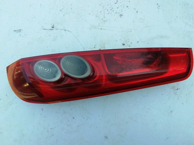 193625 Ford Fiesta 2002-2008 2002-2008 Lámpa , Fényszóró Használt  jobb hátsó