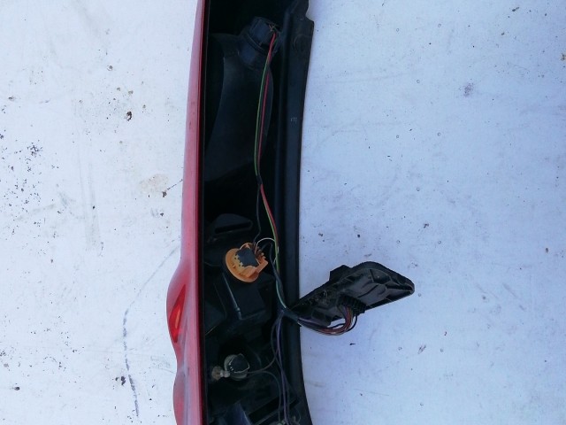 193624 Ford Fiesta 2002-2008 3 ajtós jobb hátsó lámpa ,a képen látható sérüléssel