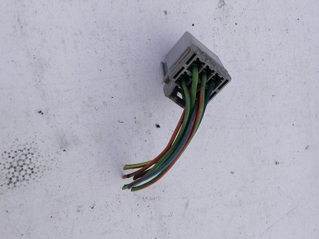 193622 Ford Fiesta 2002-2008 Hátsó lámpa Elektromos csatlakozó 6S61-13404-A