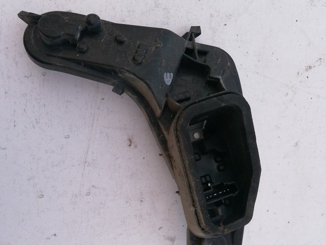 Peugeot 207 2006-2014 Izzó foglalat Használt  bal hátsó