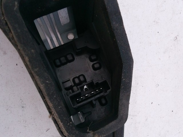 Peugeot 207 2006-2014 Izzó foglalat Használt  bal hátsó