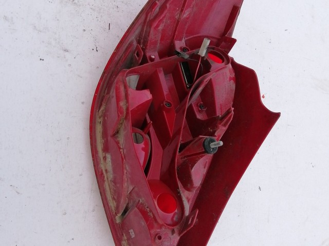 193602 Peugeot 207 2006-2014 jobb hátsó lámpa izzófoglalat nélkül!