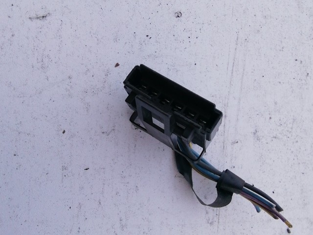 193640 Opel Corsa D 2006-2014 Hátsó lámpa Elektromos csatlakozó 89037882