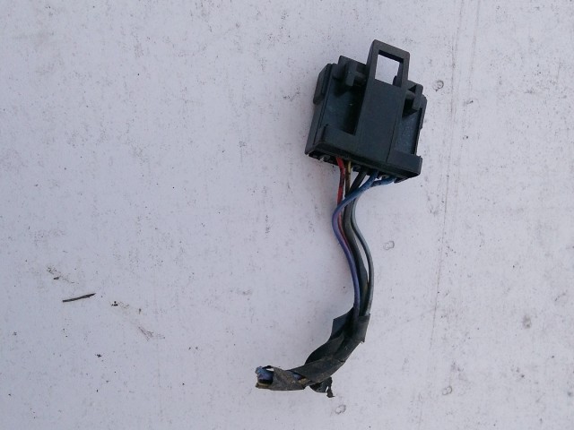 193637 Opel Corsa D 2006-2014 Hátsó lámpa Elektromos csatlakozó 89037887