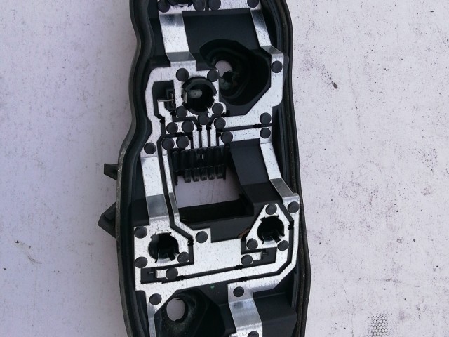 193632 Opel Corsa D 2006-20113 ajtós bal hátsó Izzó foglalat 13186350