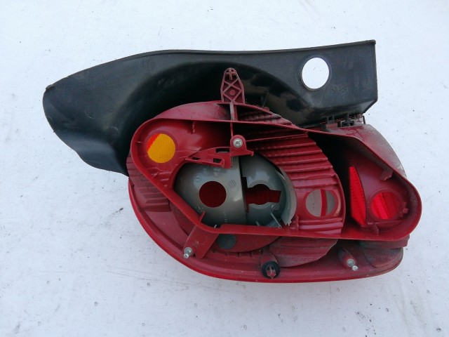 193631 Renault Modus 2007-2012 jobb hátsó lámpa, izzófoglalat nélkül!