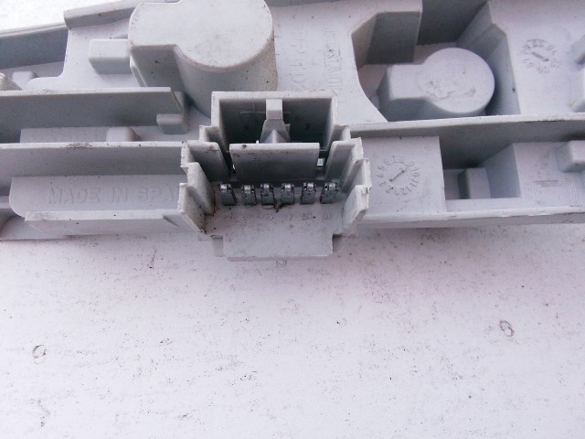 Renault Modus 2007-2012 Izzó foglalat Használt  jobb hátsó