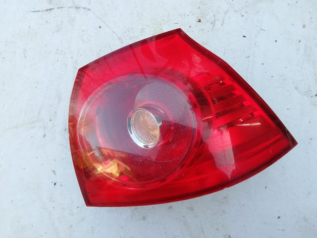 193662 Volkswagen Golf V. 2003-2008 jobb hátsó lámpa izzófoglalat nélkül!!