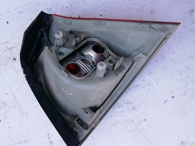 193661 Volkswagen Golf V. 2003-2008 bal hátsó lámpa izzófoglalat nélkül!!