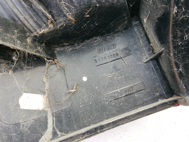 193686 Fiat Panda 2003-2012 Jobb hátsó lámpa, fekete szélű, izzófoglalat nélkül!!!!