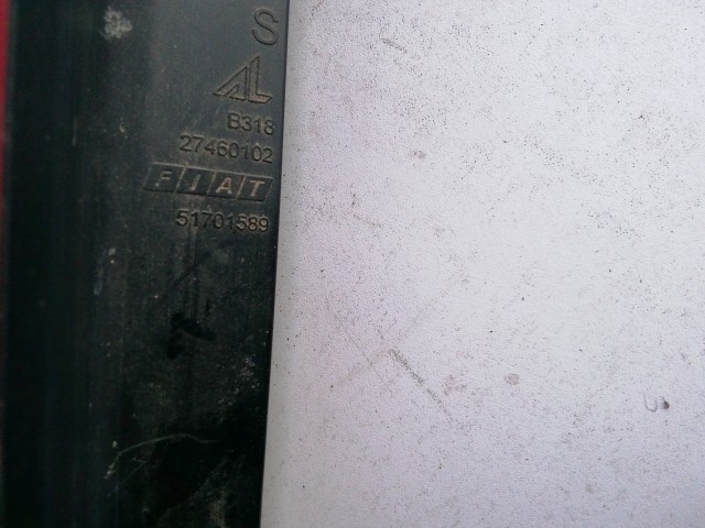 193674 Fiat Grande Punto  2005-2009 bal hátsó lámpa, a képen látható sérüléssel, izzó foglalat nélkül!