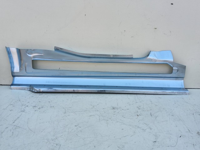 Fiat Doblo 2009-2022 utángyártott új bal bal tolólóajtó alatti küszöb 