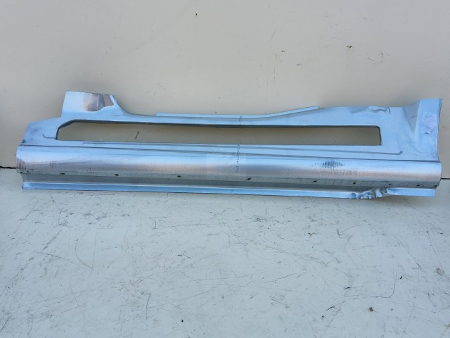 Fiat Doblo 2009-2022 utángyártott új bal bal tolólóajtó alatti küszöb 