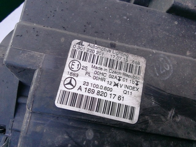 193715 Mercedes Benz B-Class W245 2005-2011 Lámpa , Fényszóró Használt  sima bal első 