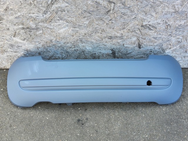 Fiat 500 2007-2015 utángyártott új hátsó lökhárító Pop kivitel parkszenzor hely jelel 