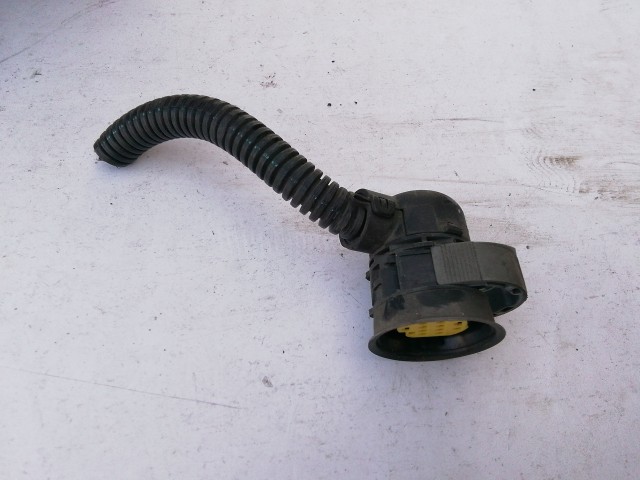 Alfa Romeo 159 jobb első fényszóró elektromos csatlakozó 60682088