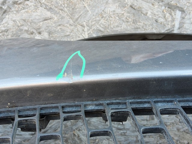 197670 Lancia Delta 2008-2014 első lökhárító, a képen látható sérüléssel 