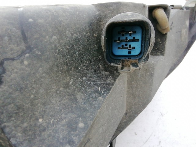 193756 Ford Focus 1998-2011 jobb első fényszóró