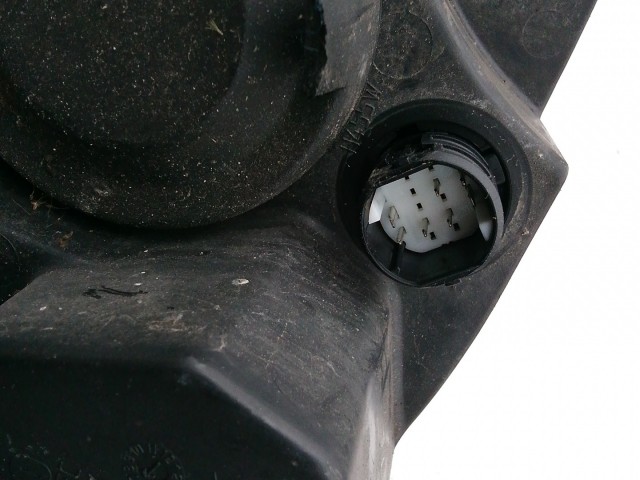 193748 Fiat Grande Punto  2005-2009 Lámpa , Fényszóró Használt  sima bal első 