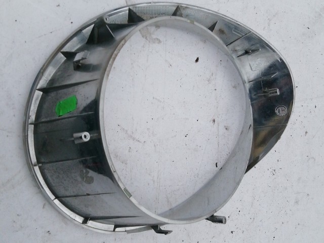 193758 Alfa Romeo MiTo 2008-2018 króm, jobb hátsó lámpa keret a képen látható állapotban!!!