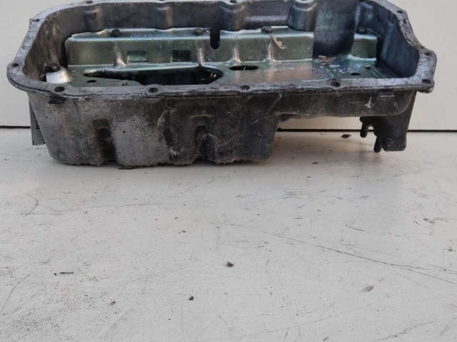 121027 Fiat Punto II. 1999-2003 1,9 8v Diesel Olajteknő 46753461