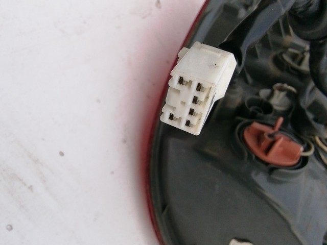 193964 Kia Ceed I. 2006-2009 kombi Jobb hátsó alsó lámpa 92402-1H3