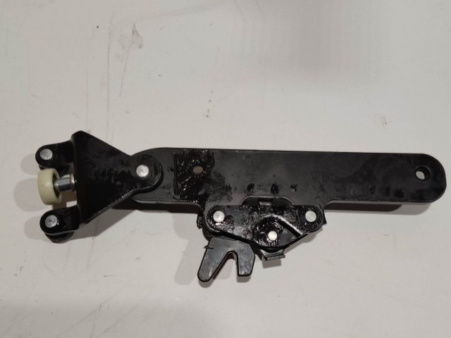 Fiat Doblo 2009-2022 utángyártott új bal oldali tolóajtó alsó görgő 52062455